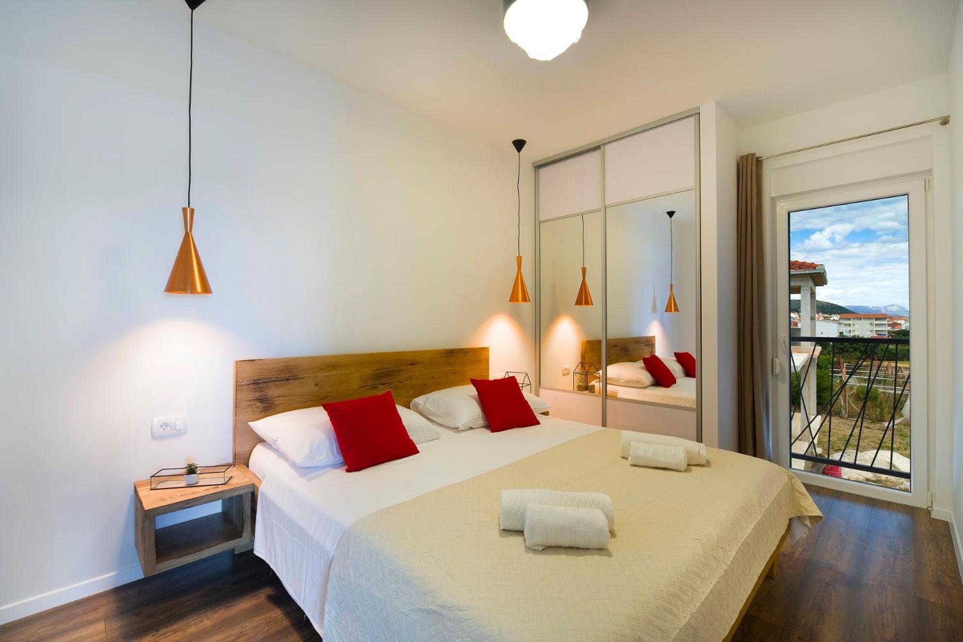 Bulli Croatia Hotel Donji Seget Buitenkant foto