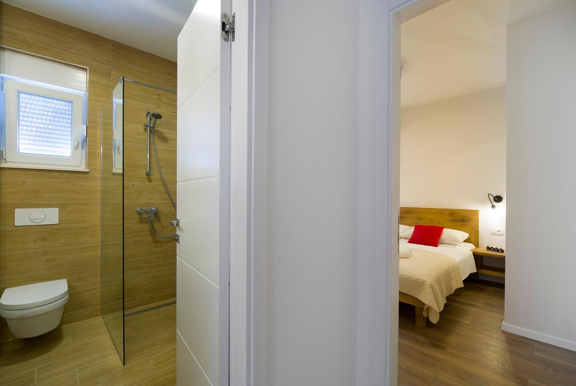 Bulli Croatia Hotel Donji Seget Buitenkant foto