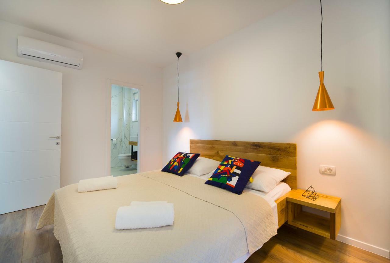 Bulli Croatia Hotel Donji Seget Buitenkant foto
