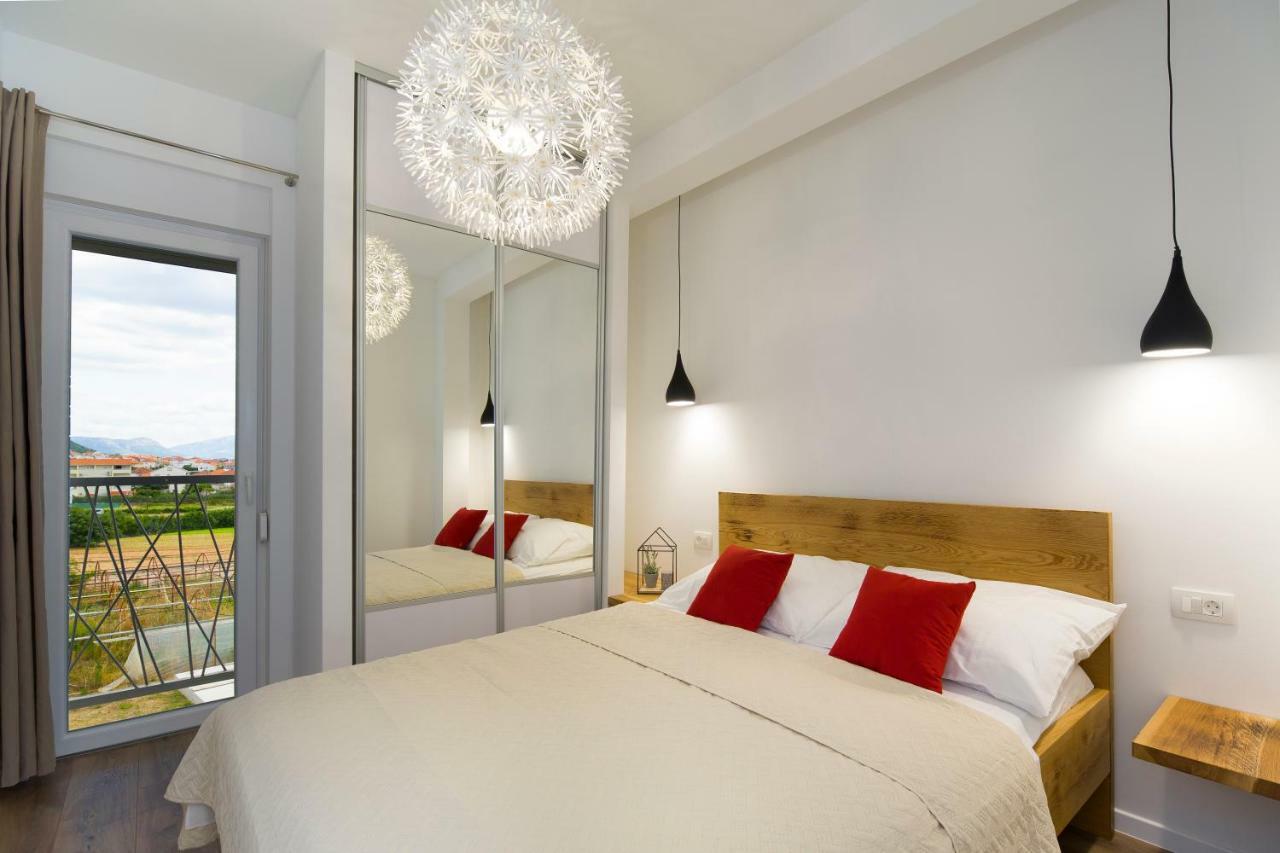 Bulli Croatia Hotel Donji Seget Buitenkant foto
